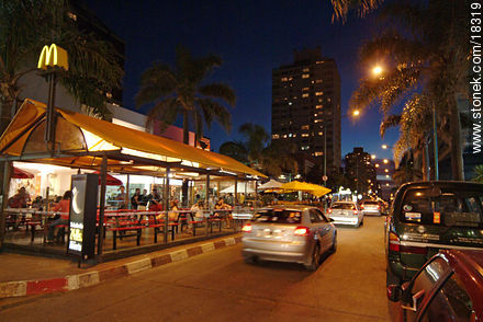  - Punta del Este y balnearios cercanos - URUGUAY. Foto No. 18319