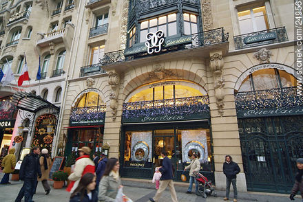Guerlain en Champs Elysées - París - FRANCIA. Foto No. 24956