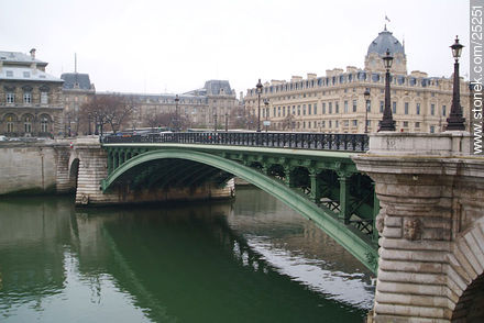 Pont Notre Dame a la Île de la Cité - París - FRANCIA. Foto No. 25251