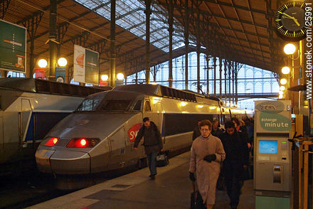 Gare du Nord - París - FRANCIA. Foto No. 25991
