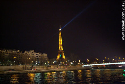 Tour Eiffel y Pont de l'Alma - París - FRANCIA. Foto No. 26198