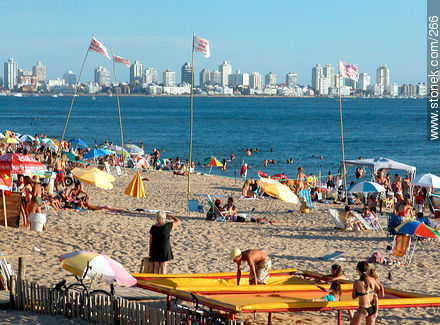  - Punta del Este y balnearios cercanos - URUGUAY. Foto No. 266