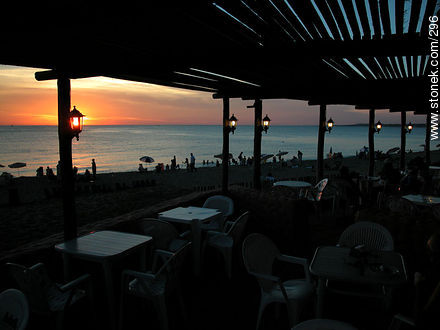  - Punta del Este y balnearios cercanos - URUGUAY. Foto No. 296